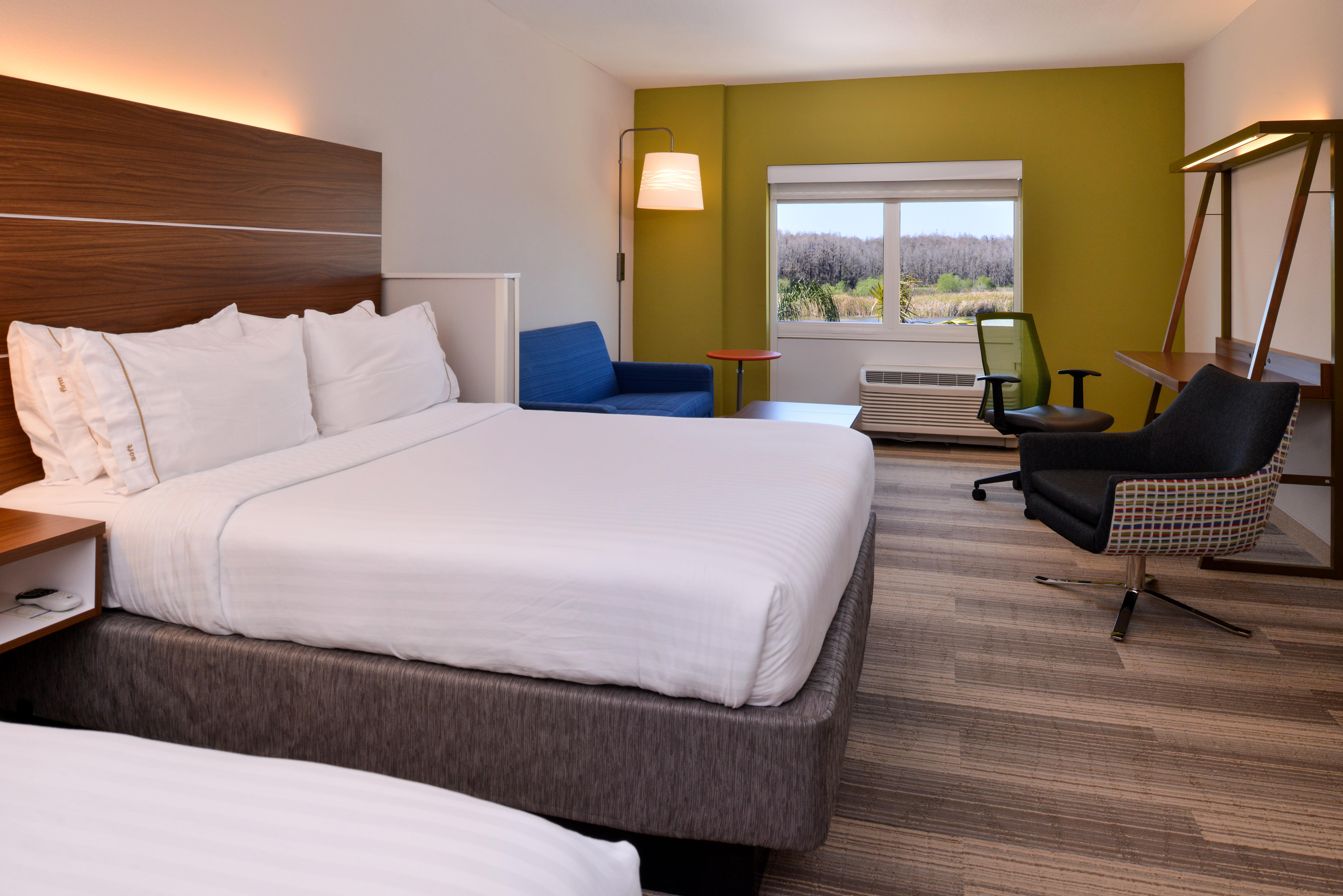 Holiday Inn Express & Suites Trinity By Ihg Exterior foto